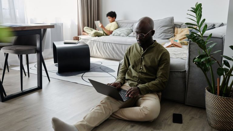 Our Wi-Fi covers you, no matter where you work from